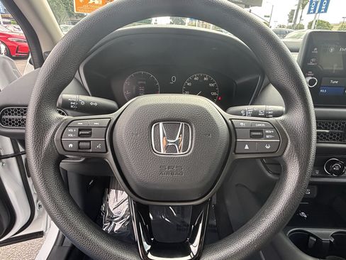 Used 2027 Honda HR-V LX image 24