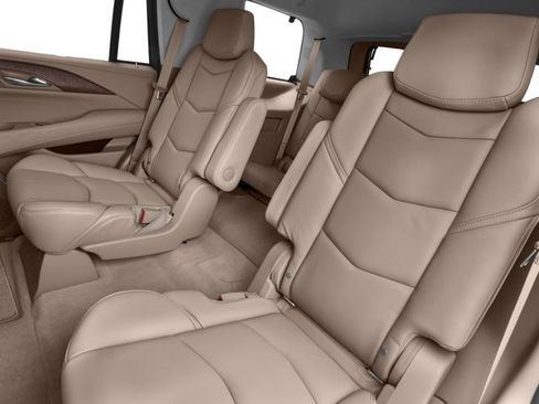 Used 2018 Cadillac Escalade Platinum AWD/4WD image 17