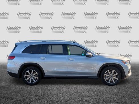 Used 2023 Mercedes-Benz GLS 450 4MATIC image 11