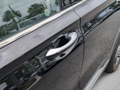 Used 2023 Hyundai Santa Fe SEL w/ Premium Package AWD/4WD image 30