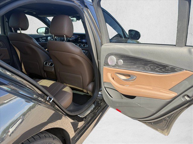 Used 2021 Mercedes-Benz E 350 Sedan w/ Premium Package image 23
