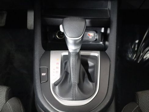 Used 2024 Kia Forte LXS FWD image 27