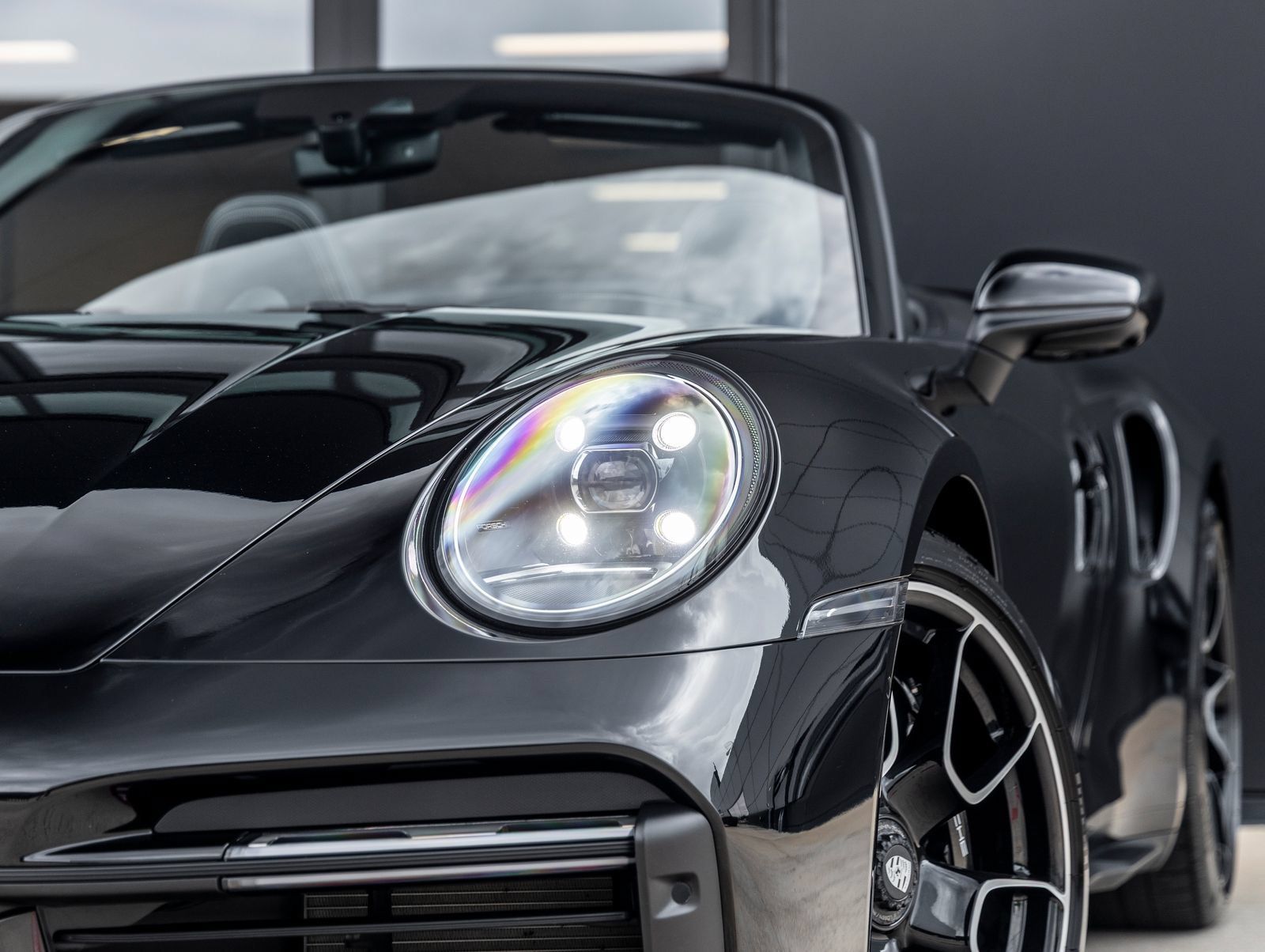Certified 2024 Porsche 911 Turbo AWD/4WD image 21