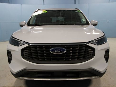 Used 2025 Ford Escape SE image 23