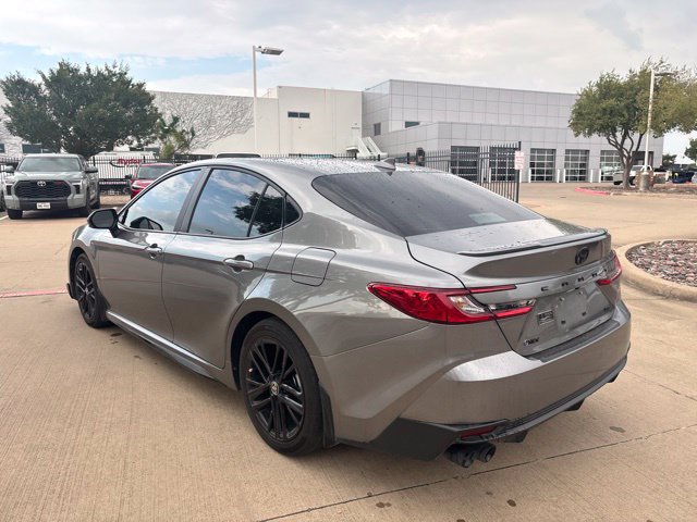 Used 2025 Toyota Camry SE w/ Convenience Package FWD image 7
