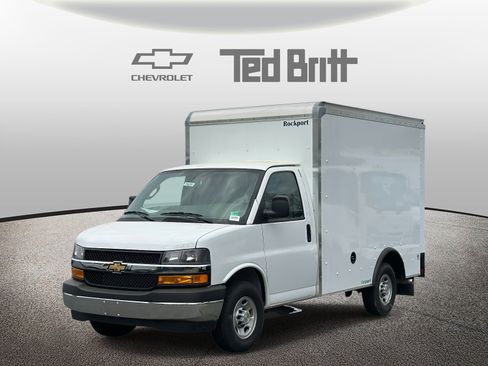 New 2025 Chevrolet Express 3500 w/ Power Convenience Package image 4
