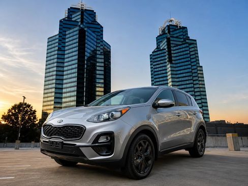 Used 2022 Kia Sportage LX w/ LX AWD Value Edition Package image 1