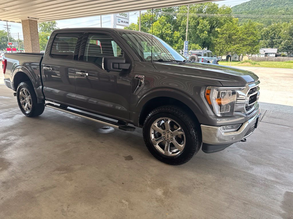 Used 2022 Ford F150 XLT w/ Equipment Group 302A High AWD/4WD image 3