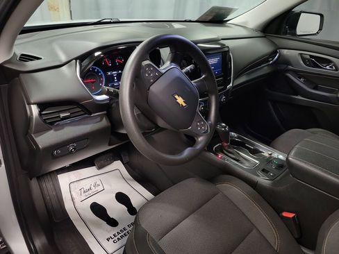 Used 2020 Chevrolet Traverse LS image 14