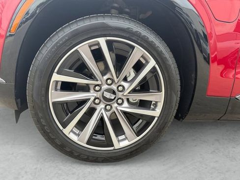 Certified 2026 Cadillac Vistiq Sport AWD/4WD image 23