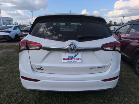 Used 2020 Buick Envision Essence image 3