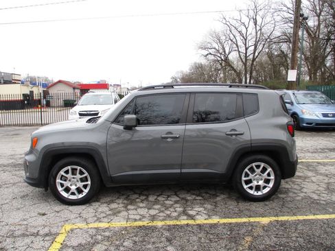 Used 2020 Jeep Renegade Latitude image 9