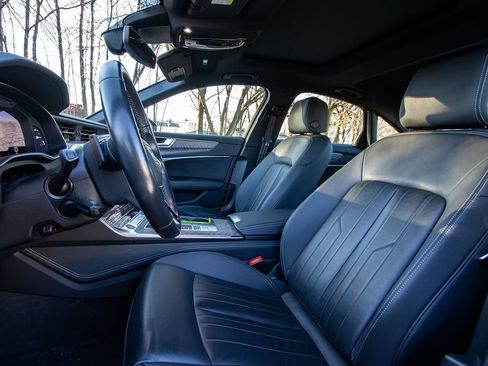 Used 2024 Audi A6 Premium Plus image 10