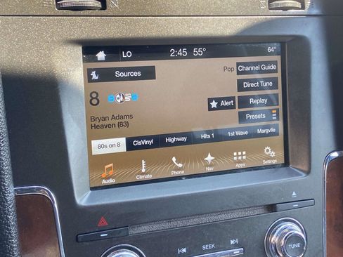 Used 2017 Lincoln Navigator Select image 21