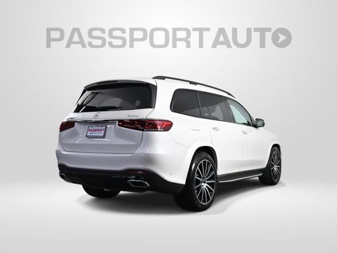 Used 2023 Mercedes-Benz GLS 450 4MATIC image 8