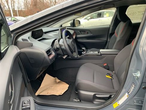 New 2026 Toyota Prius Plug-In Hybrid FWD image 26