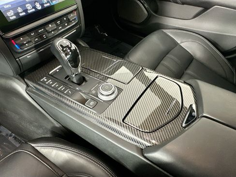 Used 2017 Maserati Quattroporte GTS GranSport RWD image 13