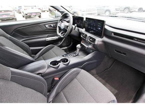 Used 2024 Ford Mustang Coupe RWD image 27