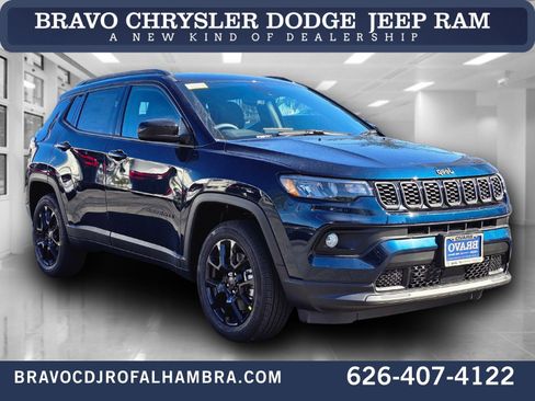 New 2026 Jeep Compass Latitude image 1