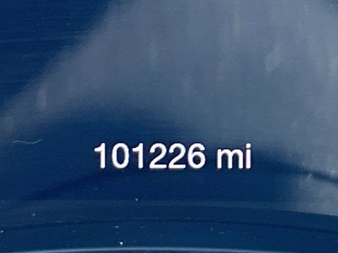 Used 2017 Jeep Grand Cherokee Limited image 9