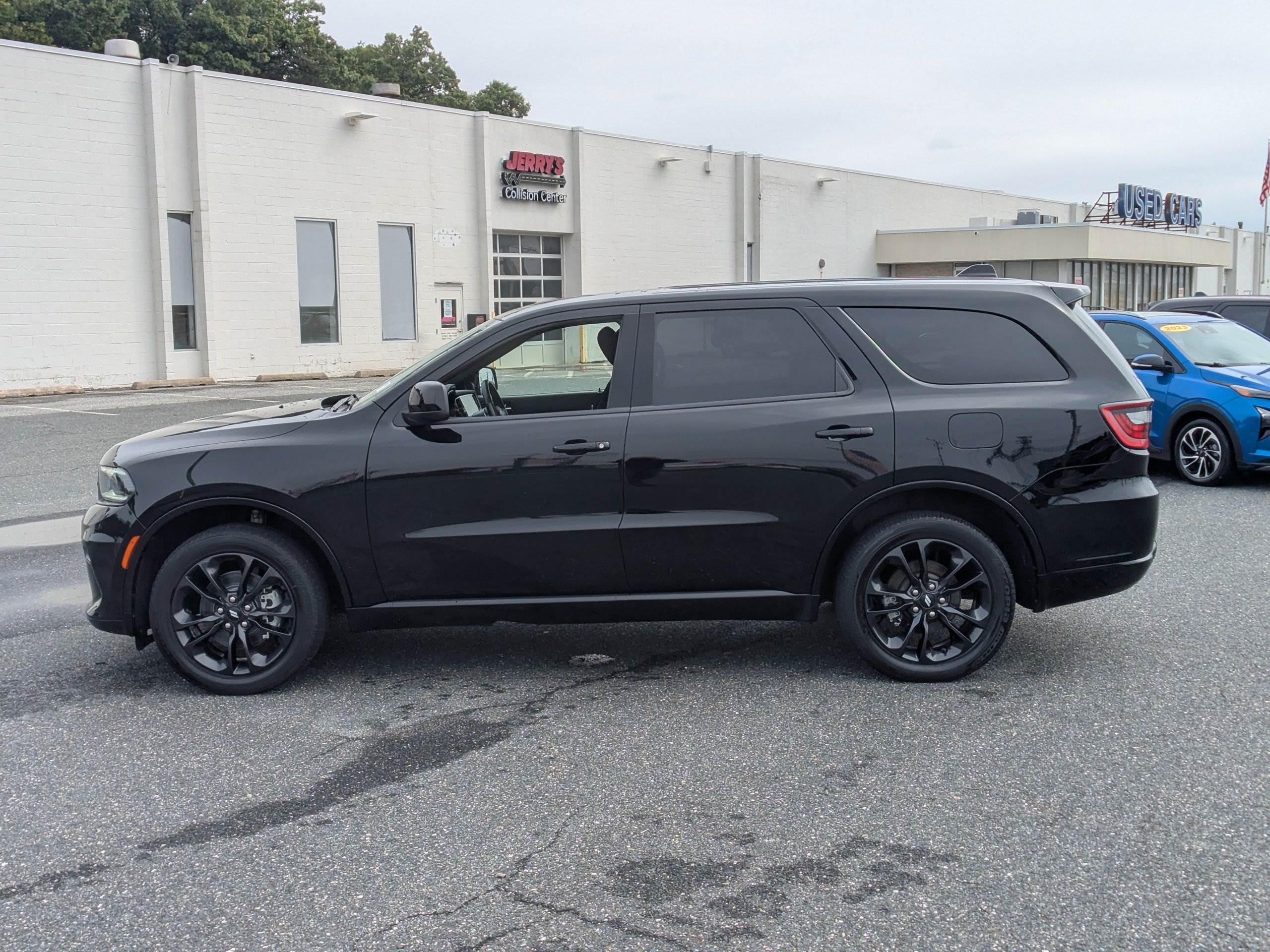Used 2025 Dodge Durango GT AWD/4WD image 5