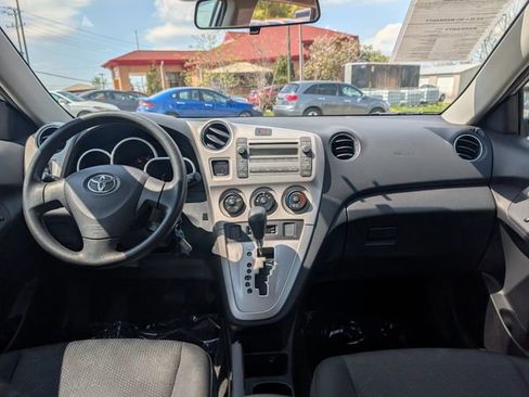 Used 2009 Toyota Matrix FWD image 16