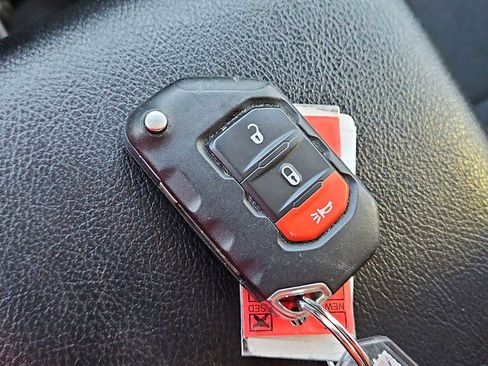 Used 2024 Jeep Wrangler Sport S image 33