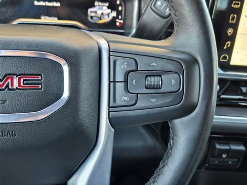 Used 2025 GMC Sierra 2500 SLT w/ SLT Convenience Package AWD/4WD image 24