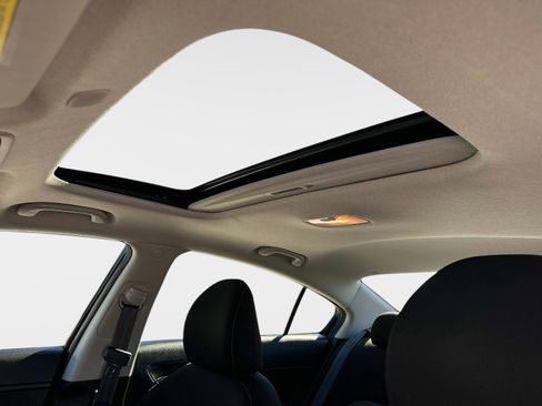 Used 2017 Kia Forte S w/ S Premium Package image 19