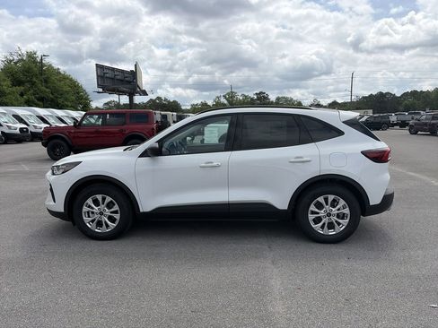 Used 2025 Ford Escape Active w/ Tech Pack #1 FWD image 4