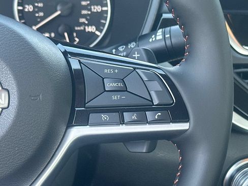 Used 2025 Nissan Altima 2.5 SR w/ SR Premium Package FWD image 25