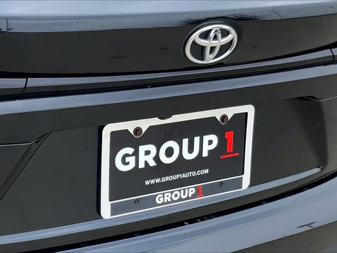 Used 2020 Toyota Corolla LE image 31