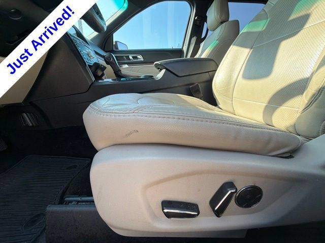 Used 2018 Ford Explorer Limited w/ Equipment Group 301A FWD image 37