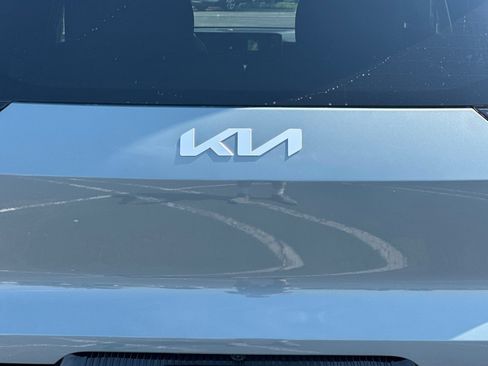Certified 2024 Kia EV9 Land AWD/4WD image 49