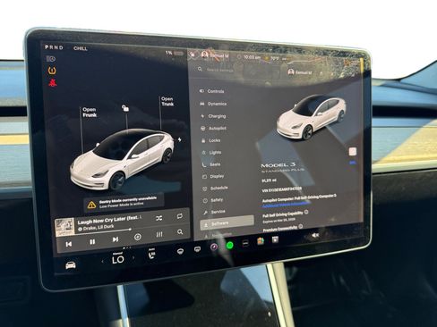 Used 2019 Tesla Model 3 Standard Range Plus image 11