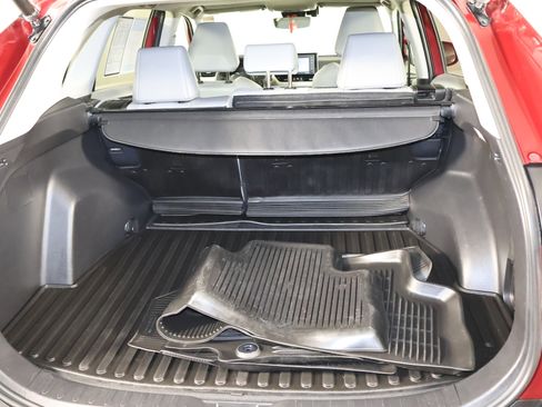 Used 2022 Toyota RAV4 XLE Premium image 52