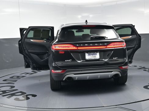 Used 2017 Lincoln MKC Reserve image 27