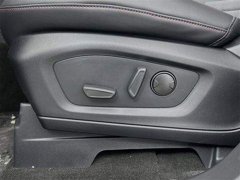 New 2026 Ford Explorer ST-Line w/ ST-Line Street Pack image 21