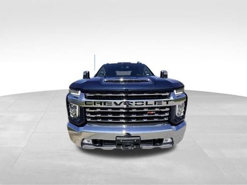 Used 2022 Chevrolet Silverado 2500 LTZ image 3