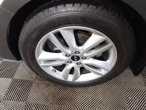 Used 2016 Hyundai Santa Fe Sport 2.0T w/ Option Group 05 FWD image 9