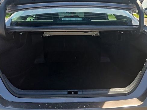 Used 2024 Toyota Camry SE image 11