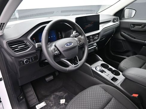 Certified 2024 Ford Escape Active w/ Tech Pack #1 image 33