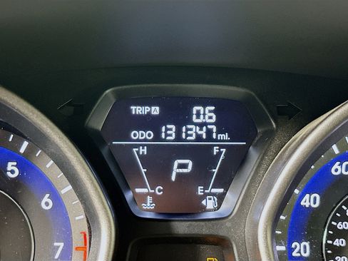 Used 2013 Hyundai Elantra GLS w/ Preferred Pkg image 18