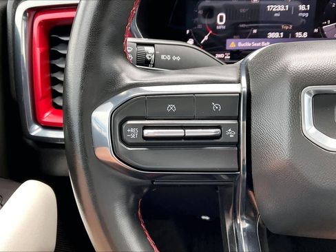 Used 2024 GMC Canyon AT4X AWD/4WD image 23
