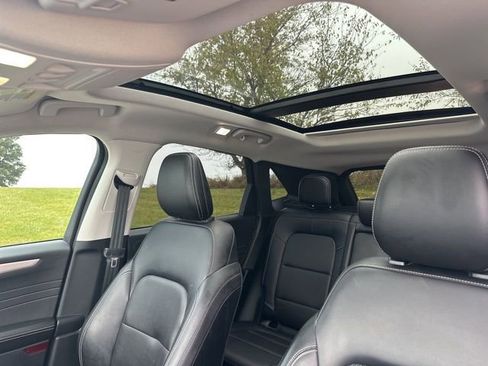 Used 2021 Ford Escape SEL w/ Technology Package image 30