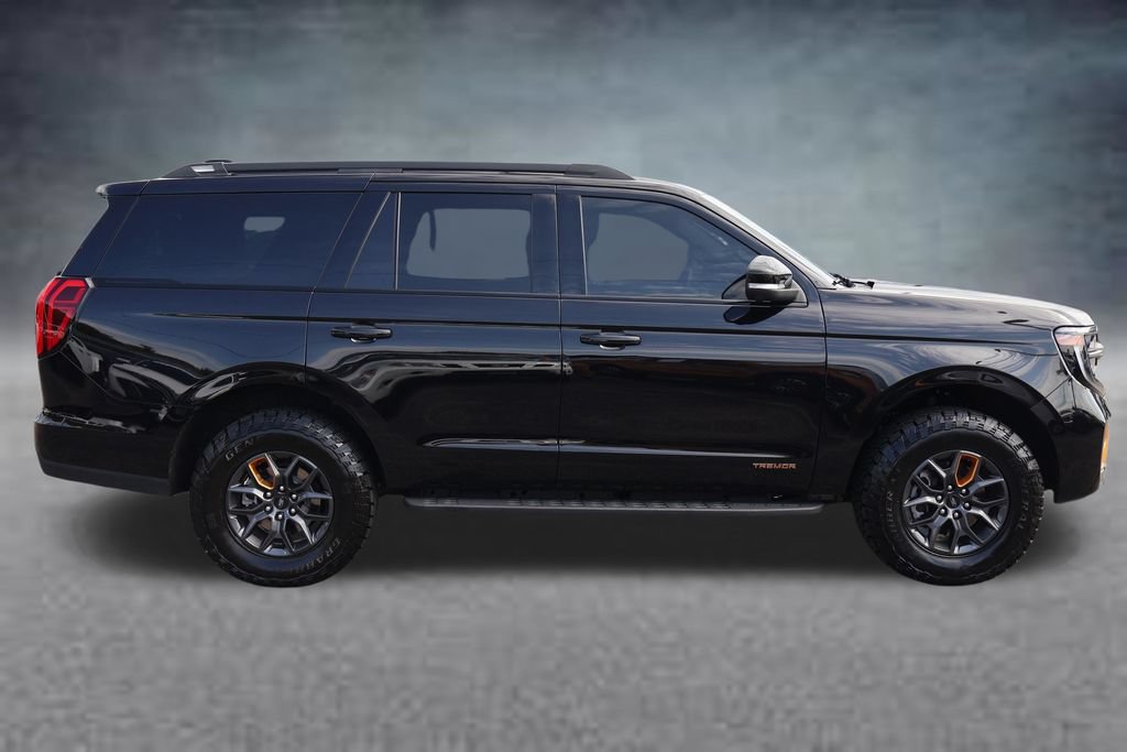 Used 2026 Ford Expedition Tremor AWD/4WD image 2