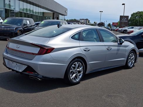 Certified 2023 Hyundai Sonata SEL w/ Cargo Package FWD image 6