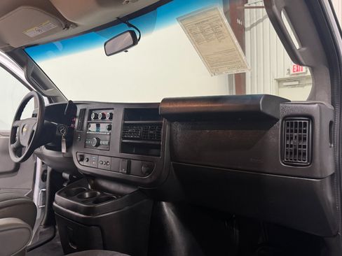 Used 2020 Chevrolet Express 2500 w/ Driver Convenience Package image 11