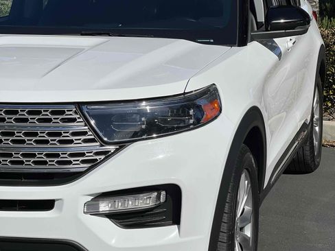 Used 2021 Ford Explorer Limited w/ Equipment Group 301A image 59