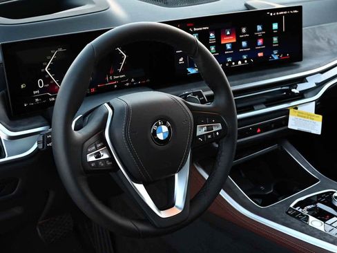 New 2026 BMW X5 xDrive40i w/ Executive Package image 11